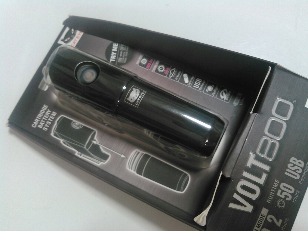 レビュー】CATEYE 「Volt800 (HL-EL471RC)」 - 東京～大阪キャノン