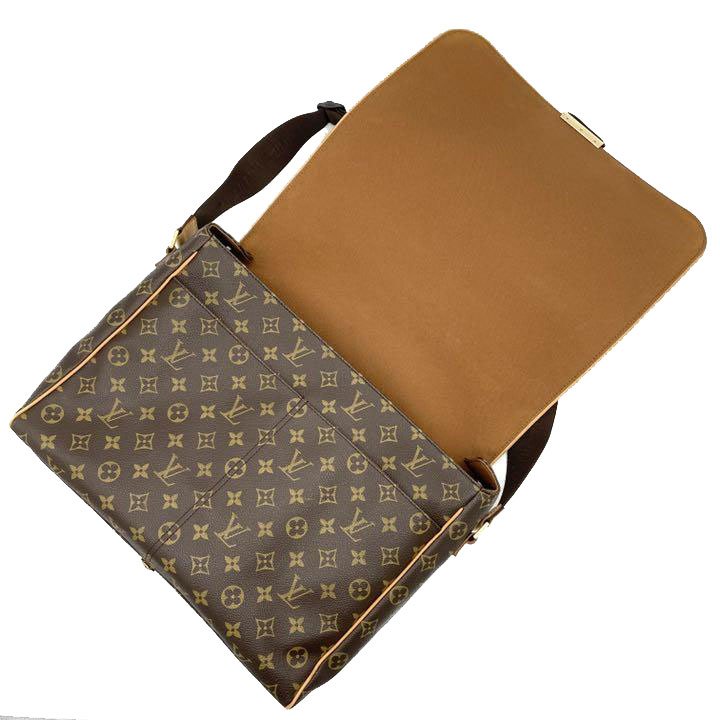 LOUIS VUITTON ルイヴィトン メッセンジャーバック ショルダーバッグ