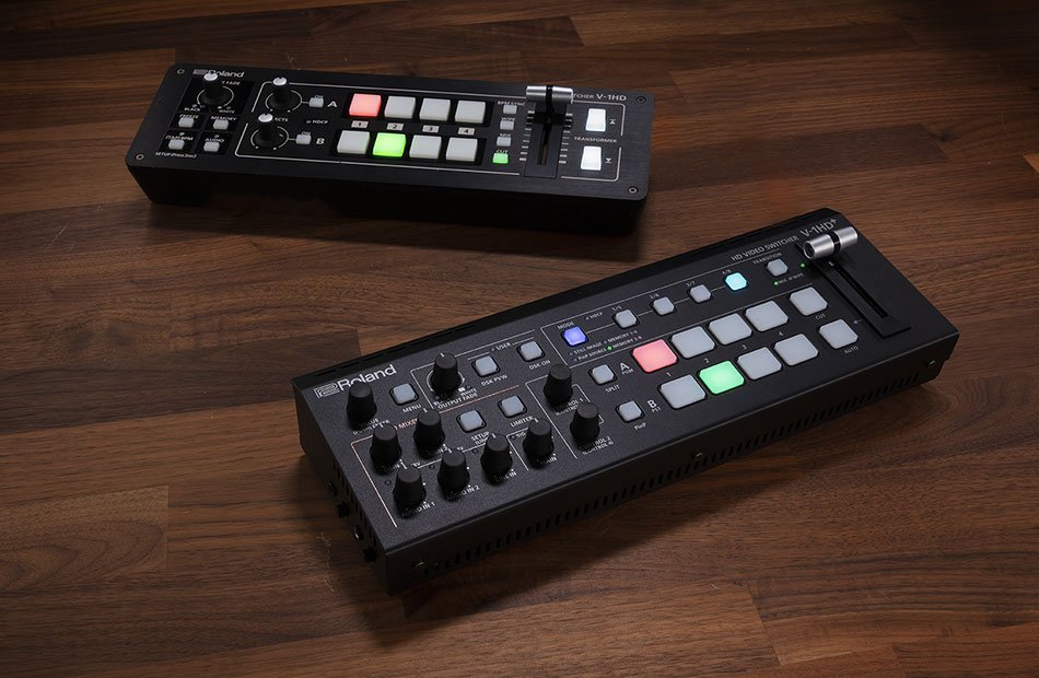 Roland(ローランド) V-1HD + ビデオスイッチャー(V-1HD+): モニター
