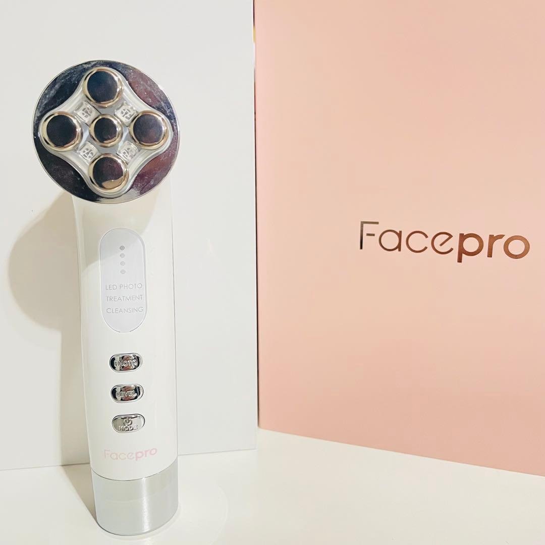 Facepro LEDフォトトリートメント美顔器 Facepro (フェイスプロ) | 無添加追求～株式会社クレンシアコスメ