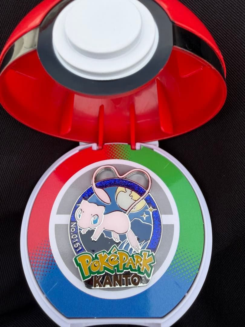 ポケパークカントー ピンズ ピンバッジ ポケモン ミュウ シークレット 匿名配送 ポケパークカントー ピンバッジ ミュウツー - メルカリ